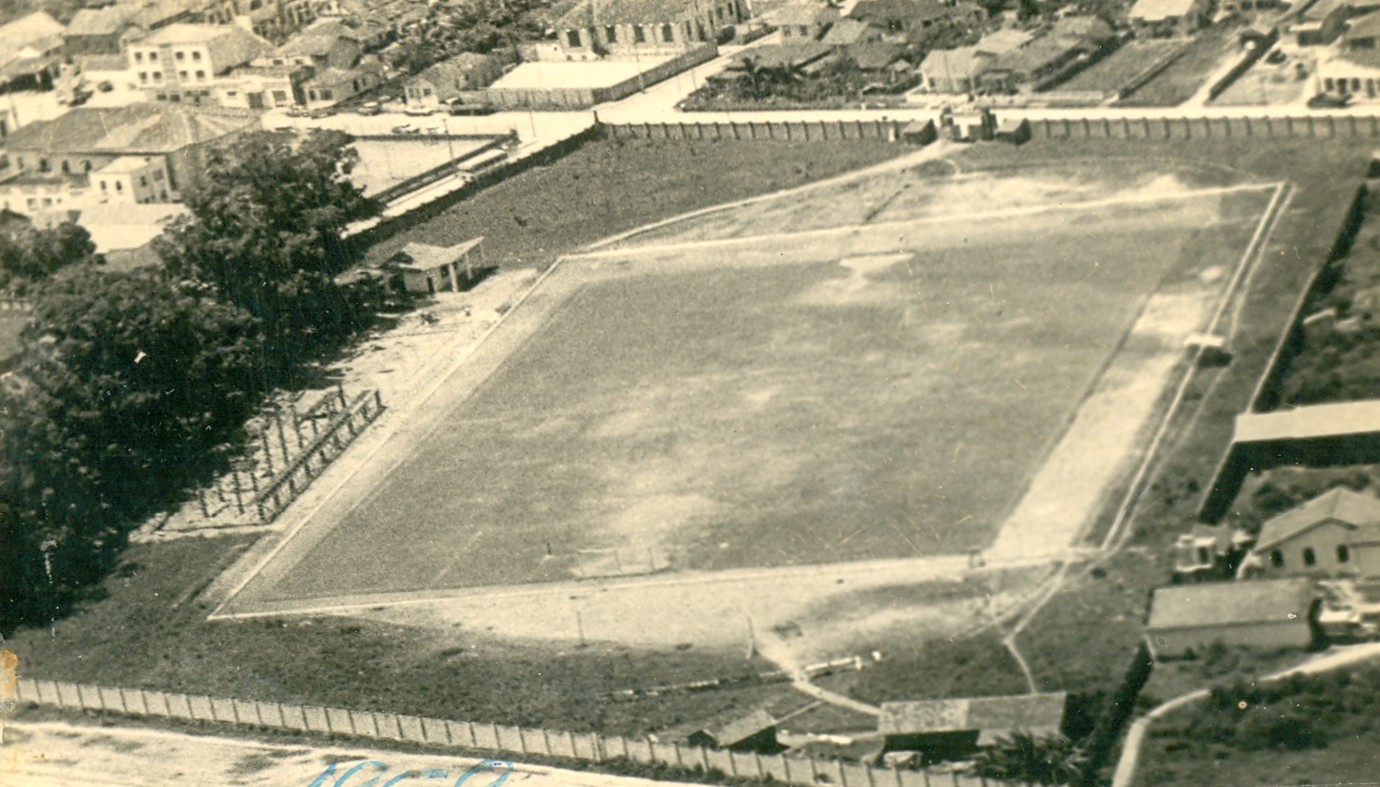 Início da construção da arquibancada em 1959