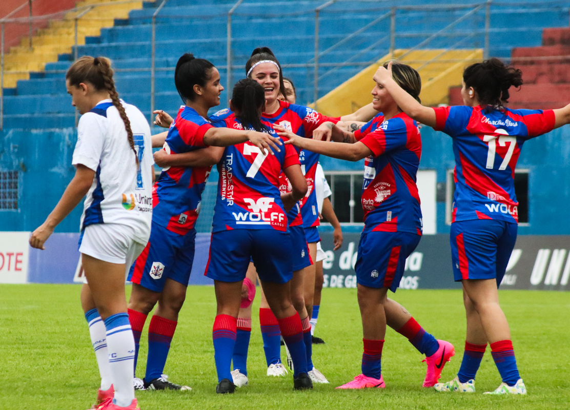 Marcílio vence Avaí e lidera Catarinense Feminino